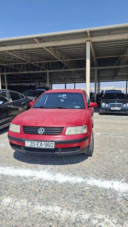 Volkswagen Passat, 1.6 L, 1997 il, 430 000 km — Gəncə