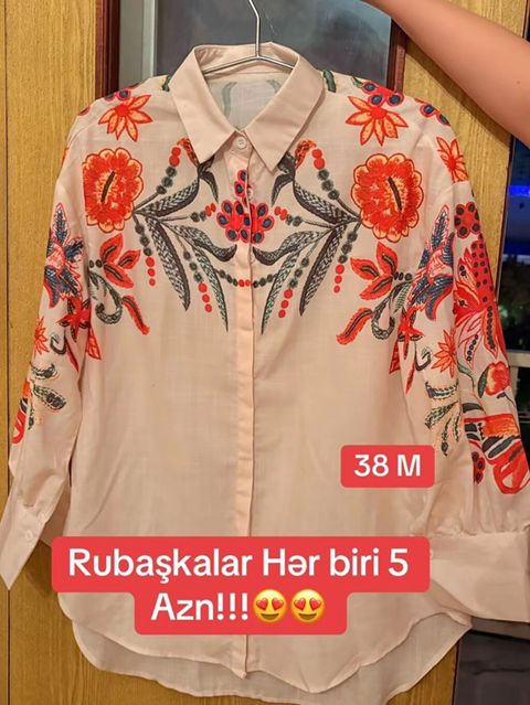 Qiymət (şəkildə göstərildiyi kimi): Rubaşkalar – hər biri 5 AZN — Bakı
