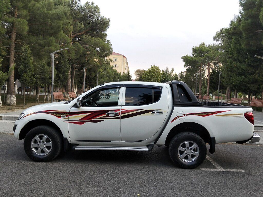 Mitsubishi L200, 2.5 L, 2014 il, 226 000 km — Avtomobillər, Xırdalan (9)