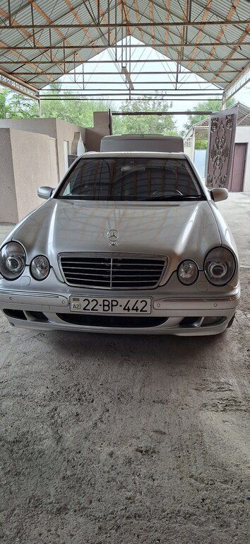 Mercedes E 240, 2.4 L, 2000 il, 420 000 km — Goranboy