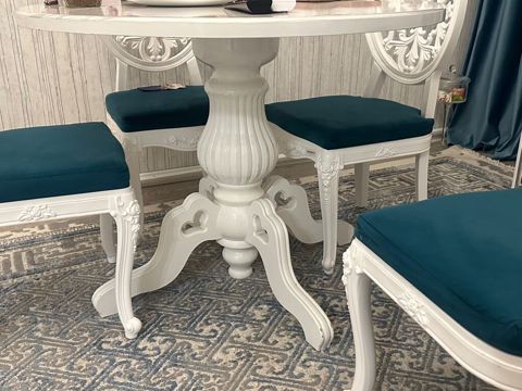 Klassik üslubda yemək qarnituru və divan dəsti - Dairəvi masa: Ağ — Bakı