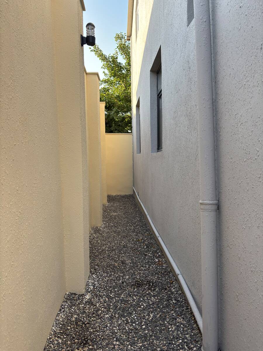 Bağ evi, Buzovna qəs — Ev, villa, Bakı (11)