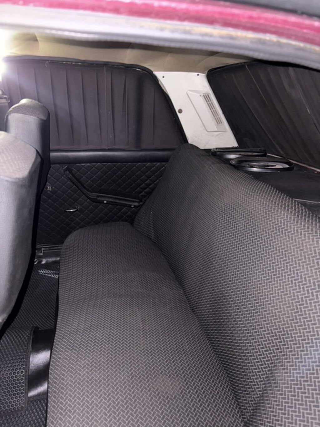 VAZ 2107 sedan - Kuzov: 4 qapılı sedan, tünd qırmızı/bordo rəng — Avto, Horadiz (8)