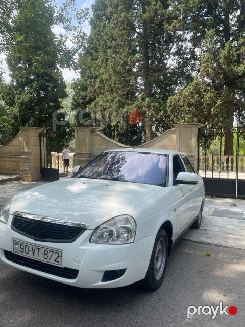 VAZ (Lada) Priora: 1.6 l 2013 il Sedan
