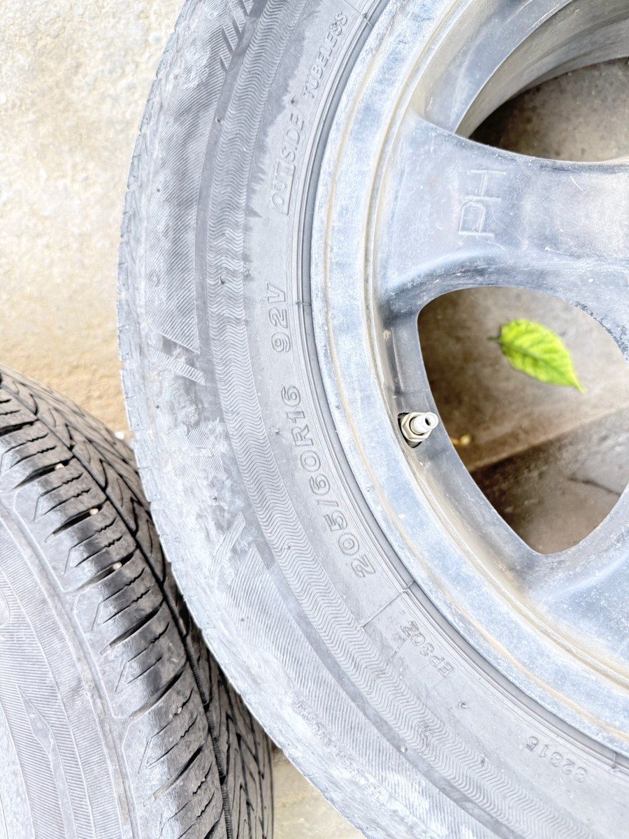 Bridgestone şinləri 205/60 R16 — Ehtiyat hissələri və aksesuarlar, Bakı (5)
