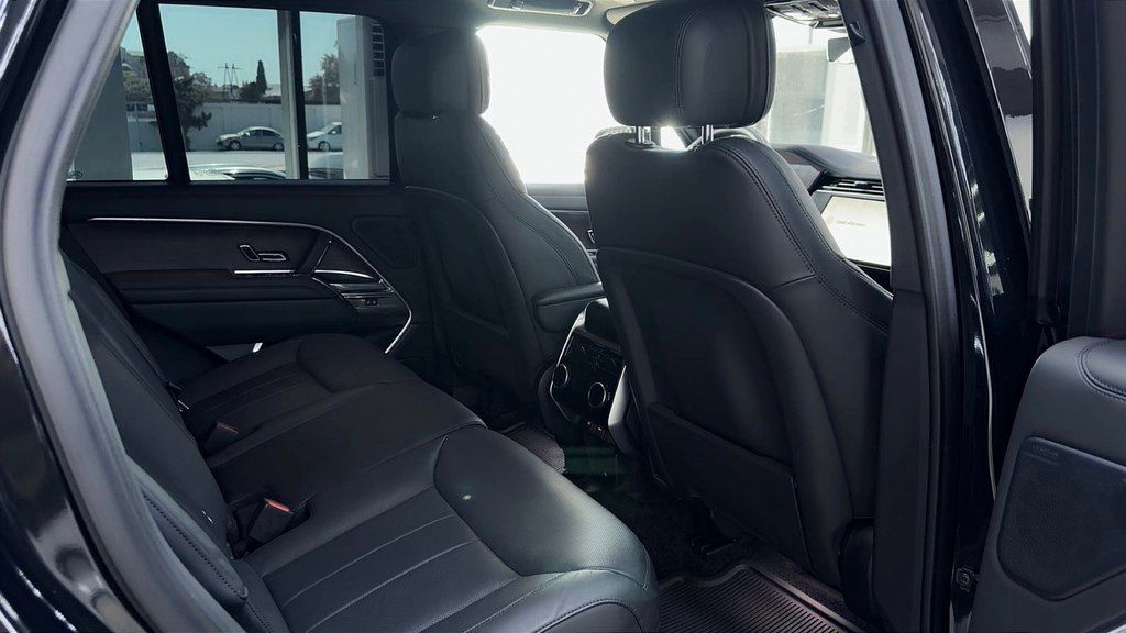 Land Rover Range Rover, 3.0 L, 2023 il, 55 000 km — Avtomobillər, Bakı (11)