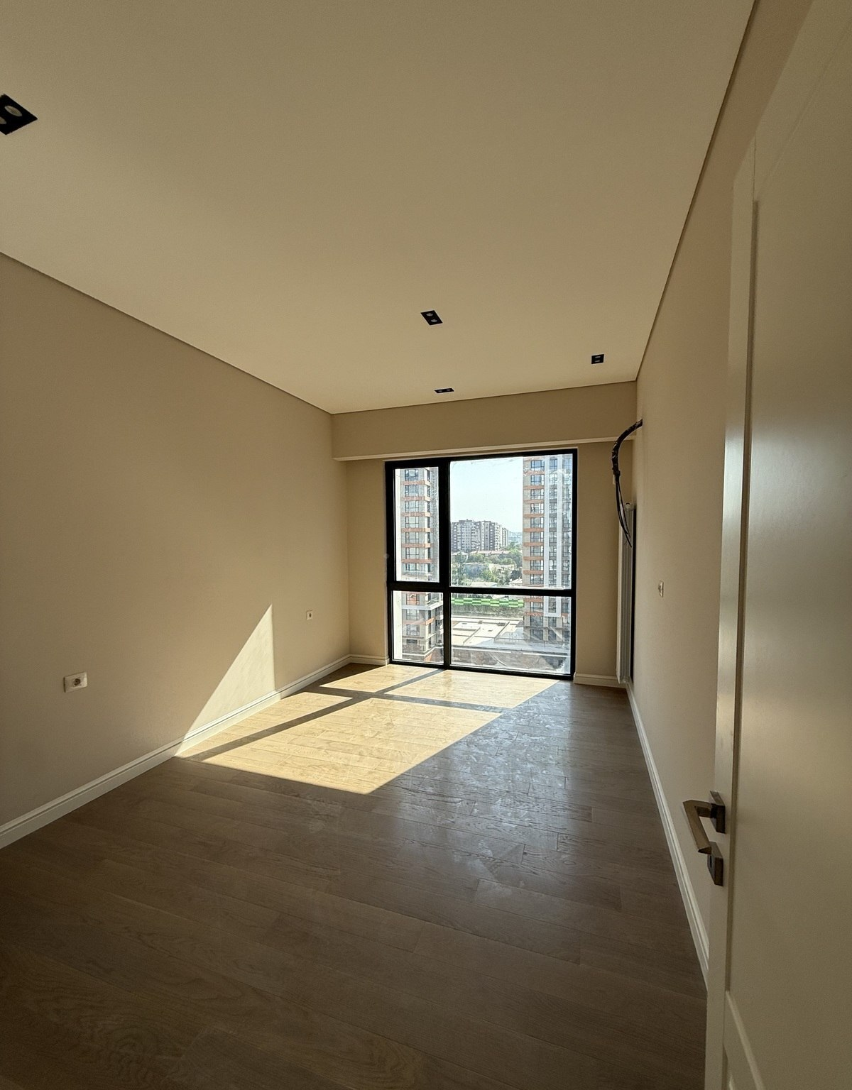 3 otaqlı mənzil 69 m² satılır — Daşınmaz əmlak, Bakı (2)