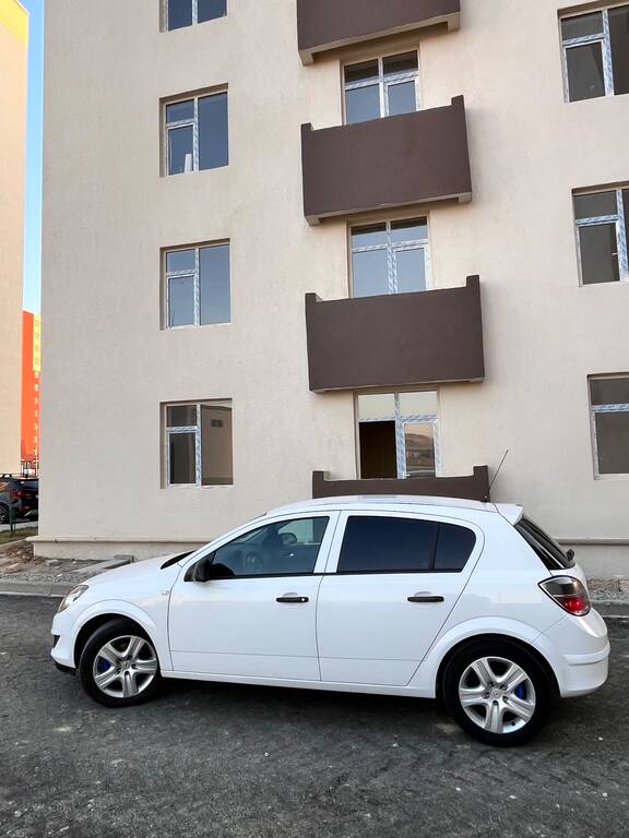 Opel Astra, 1.3 L, 2010 il, 256 500 km — Avtomobillər, Şirvan (4)