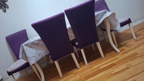 YMasa dəsti satılır 200₼. 6 oturcağı var.Ünvan əcəmi — Digah