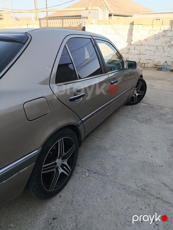 Mercedes C 220, 2.2 L, 1995 il, 420 000 km — Avtomobillər, Bakı (8)