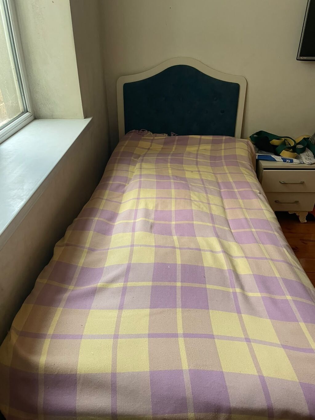 İşlənmiş, Təknəfərlik çarpayı, Bazalı, Matras ilə, Siyirməli, Azərbaycan — Mebel, Digah (2)