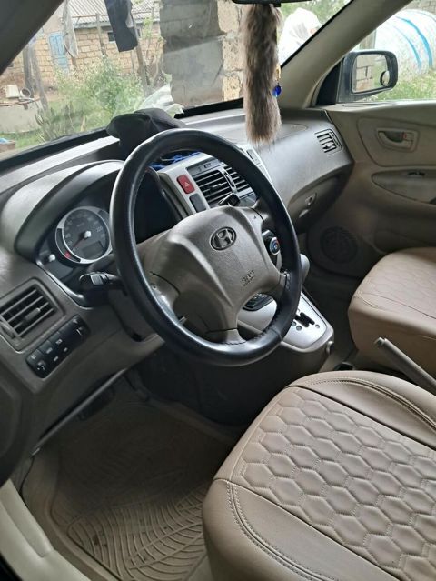 Hyundai Tucson: 2.7 l 2006 il Krossover — Liman
