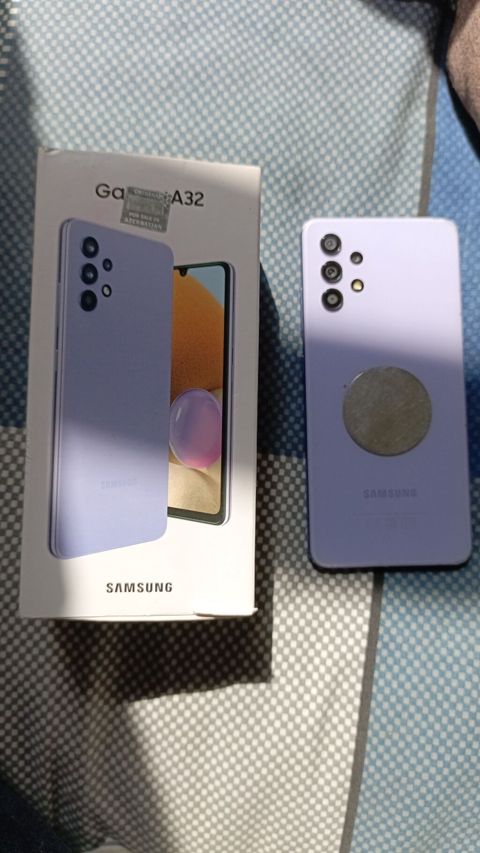 Samsung Galaxy A32, 128 GB, rəng - Bənövşəyi, Sənədlərlə — Bakı