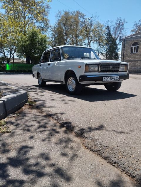 Lada (VAZ) 2107, 1.6 L, 2001 il, 45 800 km — Tovuz