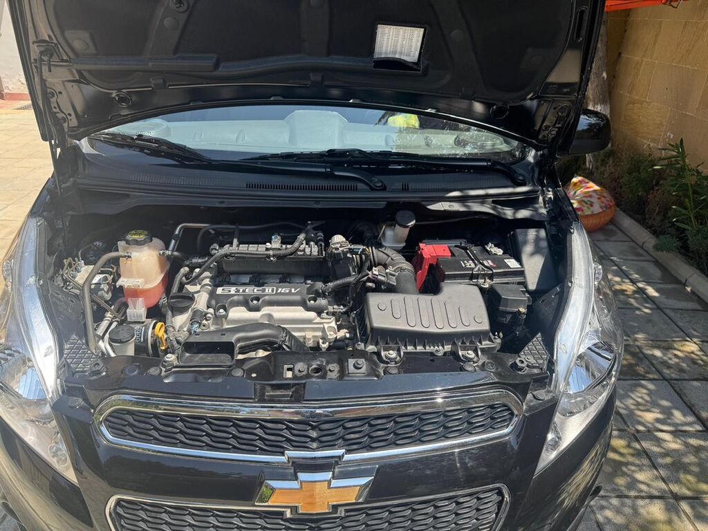 Chevrolet Spark LT hatchback - Korpus: 5 qapılı kompakt hatchback — Avto, Bakı (10)