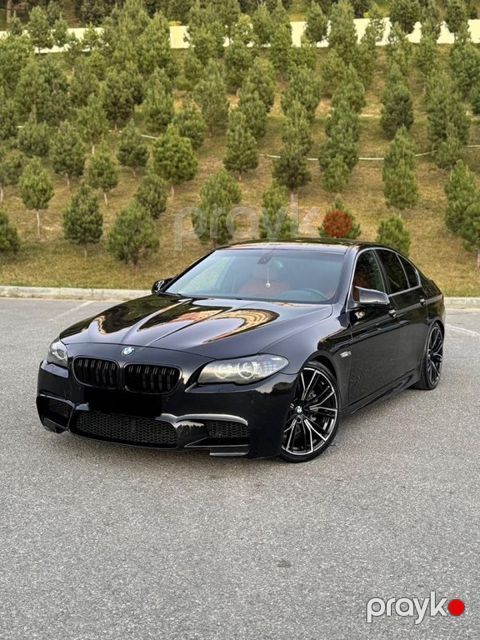 BMW 528, 2.0 L, 2012 il, 270 542 km