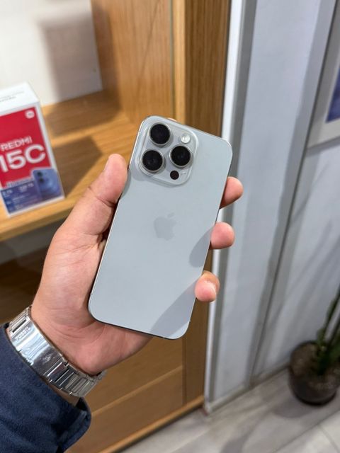 Apple iPhone 15 Pro Natural Titanium 256GB/8GB — Bakı