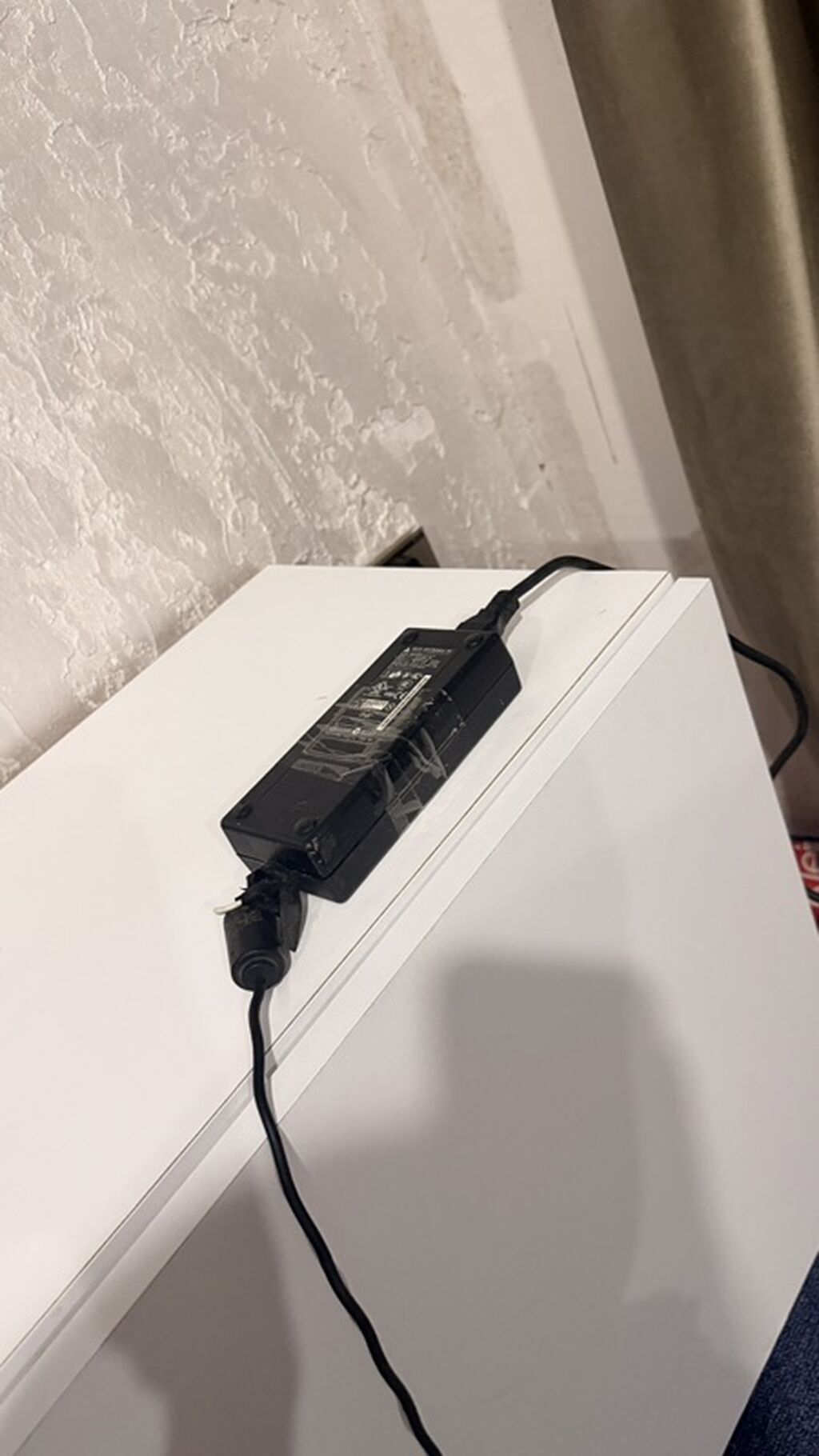 ASUS noutbuk adapteri ilə birlikdə təqdim olunur. Korpus qara — Asus, Novxanı (3)