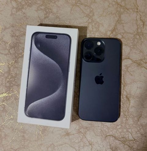 IPhone 15 Pro, Black Titanium, Face ID — Bakı