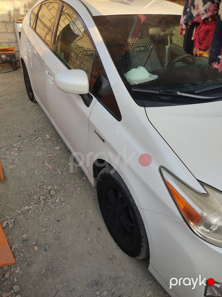 Toyota Prius, 1.8 L, 1.3 kWh, 2011 il, 180 000 km — Avtomobillər, Mingəçevir (4)