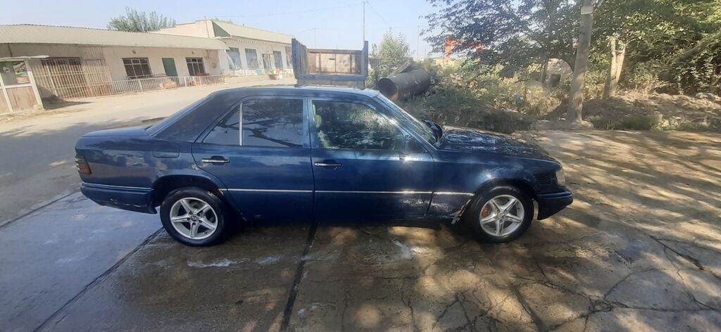 Mercedes-Benz E-Class: 2.5 l 1992 il Sedan — Avto, Şirvan (4)