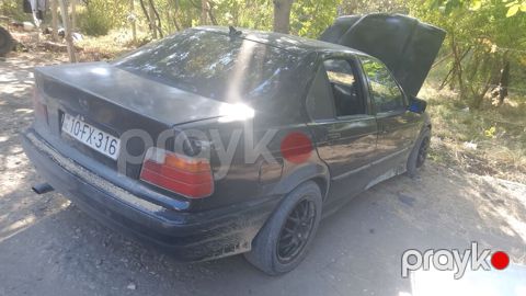 BMW 3 series: 1.6 l 1991 il Sedan
