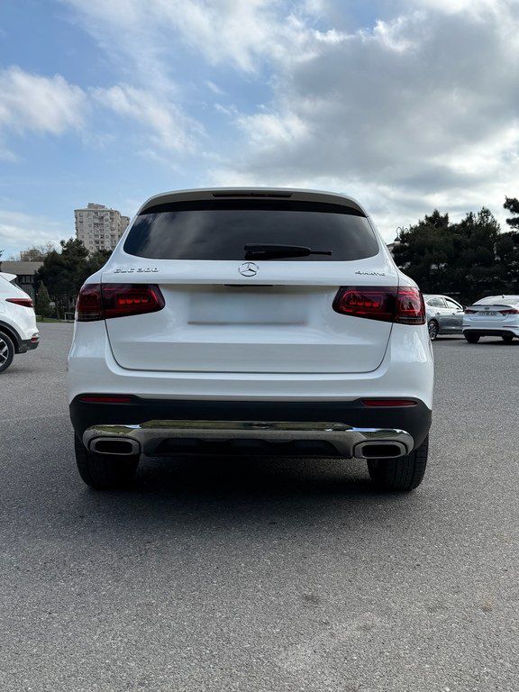 Mercedes GLC 300 4MATIC, 2.0 L, 2020 il, 138 500 km — Avtomobillər, Bakı (3)