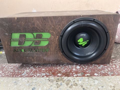 Satılır: avtomobil üçün subwoofer sistemi - Subwoofer: Deaf Bonce — Gəncə