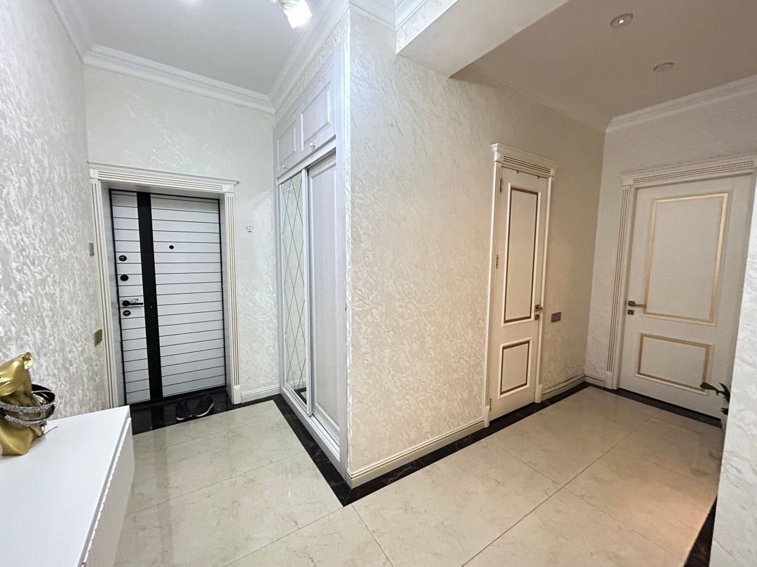 2-otaqlı yeni tikili kirayə verilir, Neftçilər m., 80 m² — Mənzil, Bakı (8)