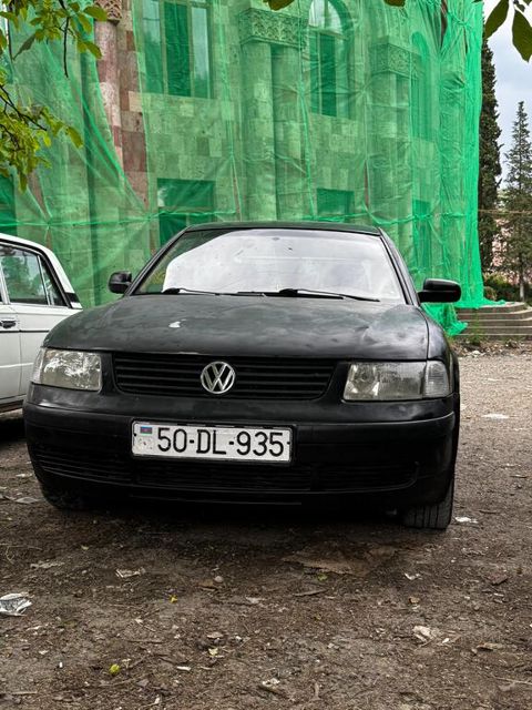 Volkswagen Passat, 1.8 L, 1998 il, 350 000 km — Bərdə