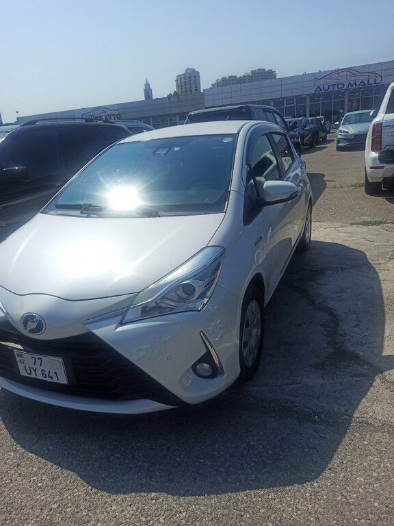 Toyota Vitz, 1.5 L, 0.9 kWh, 2019 il, 105 000 km — Avtomobillər, Bakı (7)
