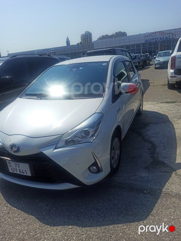Toyota Vitz, 1.5 L, 0.9 kWh, 2019 il, 105 000 km — Avtomobillər, Bakı (7)