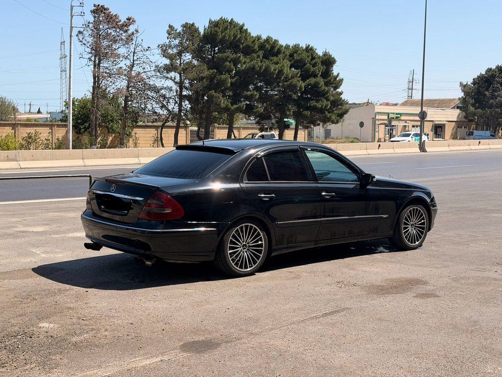 Mercedes E 320, 3.2 L, 2003 il, 480 000 km — Avtomobillər, Sumqayıt (5)