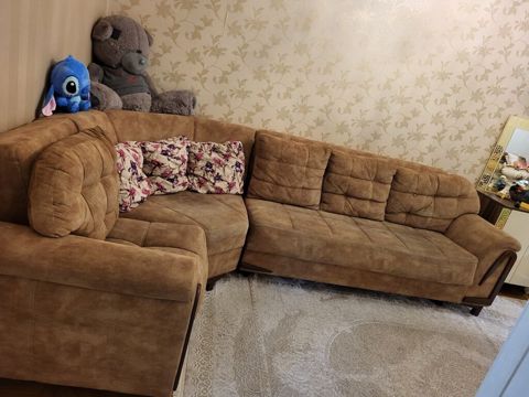 Künc divan 310 azn oldu. uzunluğu 3,10 eni 2metr ölçüdə.Hər iki — Bakı