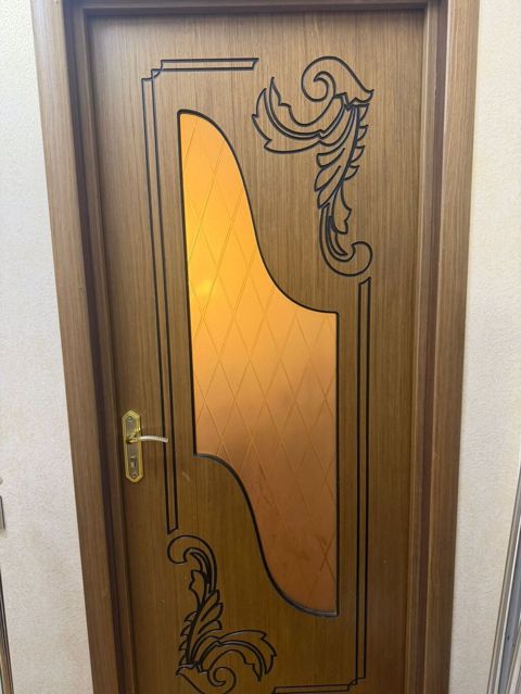 4 ədəd otaq qapısı satılır, sökülüb, hazırdı. Birinin şüşəsi yoxdur — Masazır