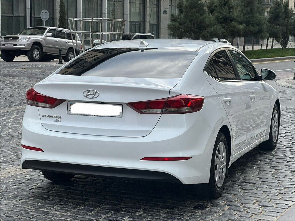 Hyundai Elantra, 2.0 L, 2017 il, 215 652 km — Avtomobillər, Bakı (4)