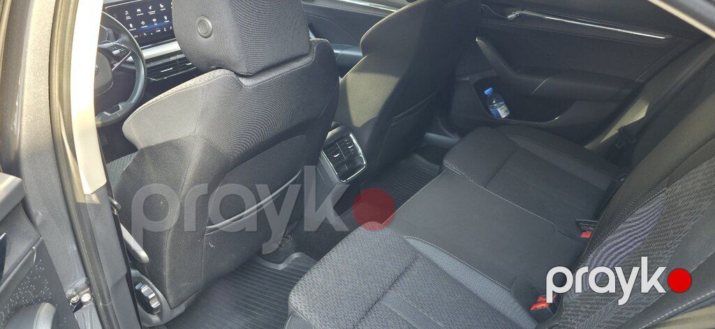 Skoda Octavia, 1.6 L, 2023 il, 73 500 km — Avtomobillər, Bakı (10)