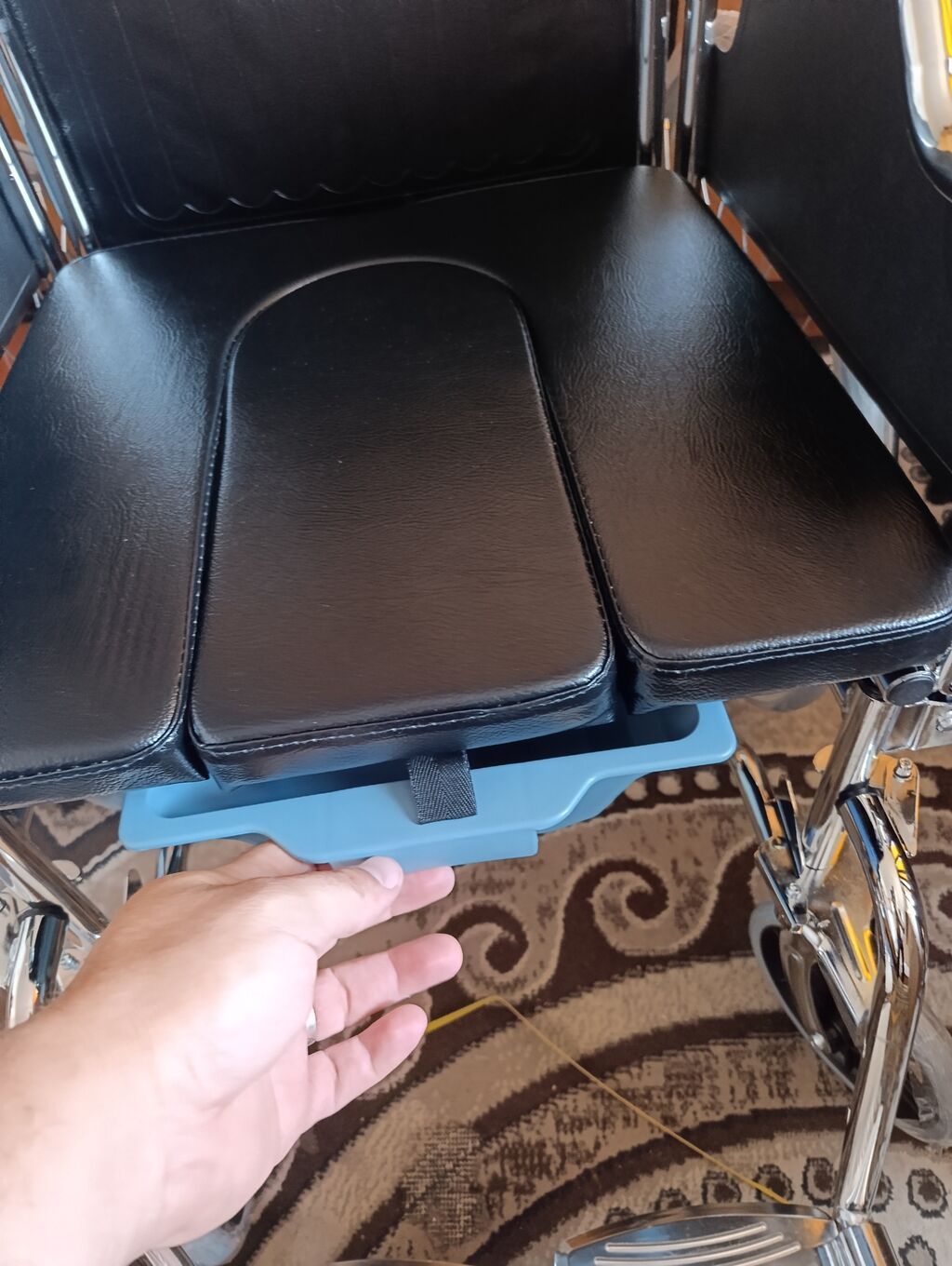 Tualet funksiyalı əlil arabası (Commode Wheelchair). Pasiyentlərin — Mallar, Digah (10)