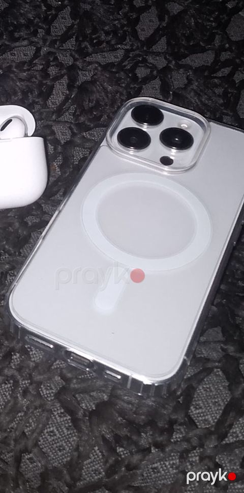 Telefon:iphone 16pro white titanium ağ rəng ideal vəziyyətdədir sadecə