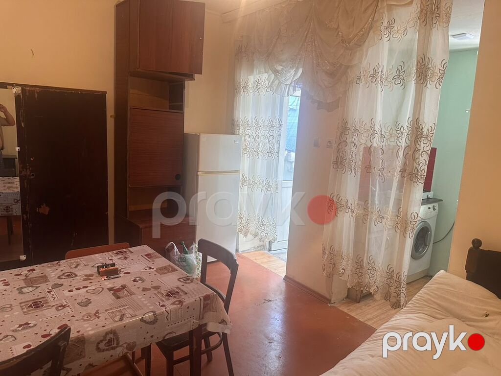 Elimler metrosunun 100 adımlıqında heyet evi 1 otaqlı mənzil – studiya — Daşınmaz əmlak, Bakı (4)