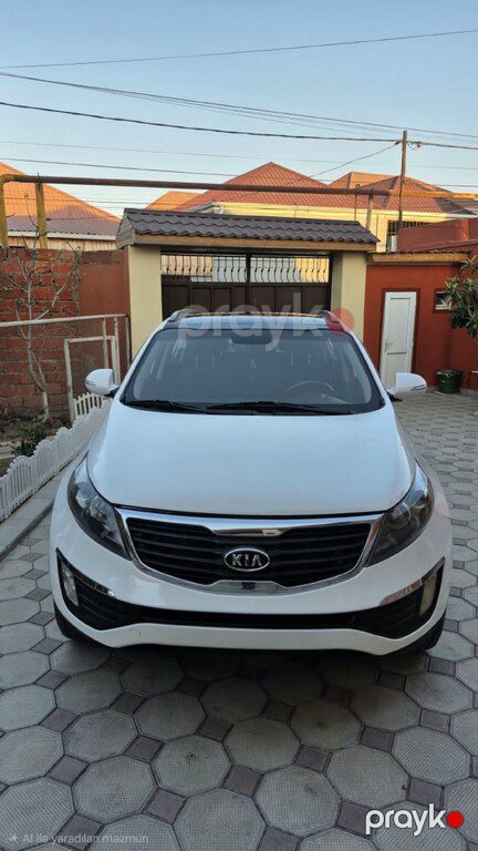 Kia Sportage, 2.0 L, 2011 il, 200 000 km