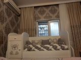 Oğlan və qız üçün, İşlənmiş, Dördbucaq, Beşik, Dəst ilə, Matrassız, Yellənmə mexanizmsiz — Товары