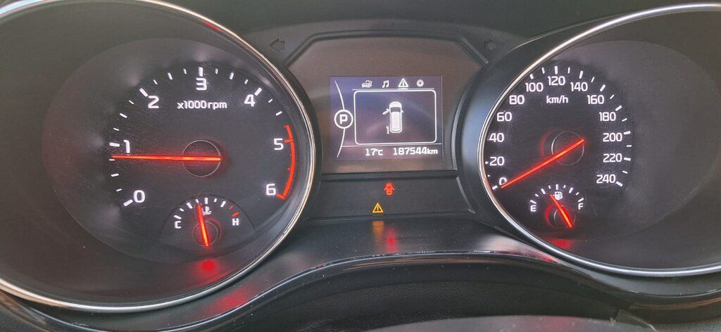 Kia Carnival, 2.2 L, 2017 il, 194 000 km — Avtomobillər, Zaqatala (12)