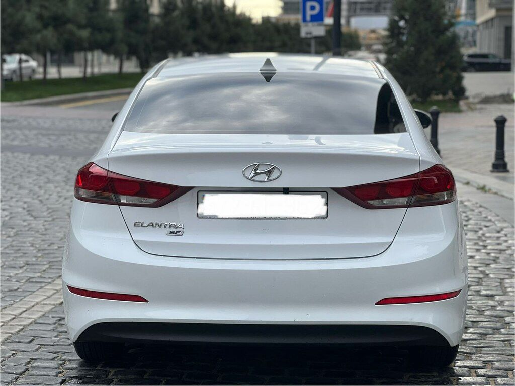 Hyundai Elantra, 2.0 L, 2017 il, 215 652 km — Avtomobillər, Bakı (7)