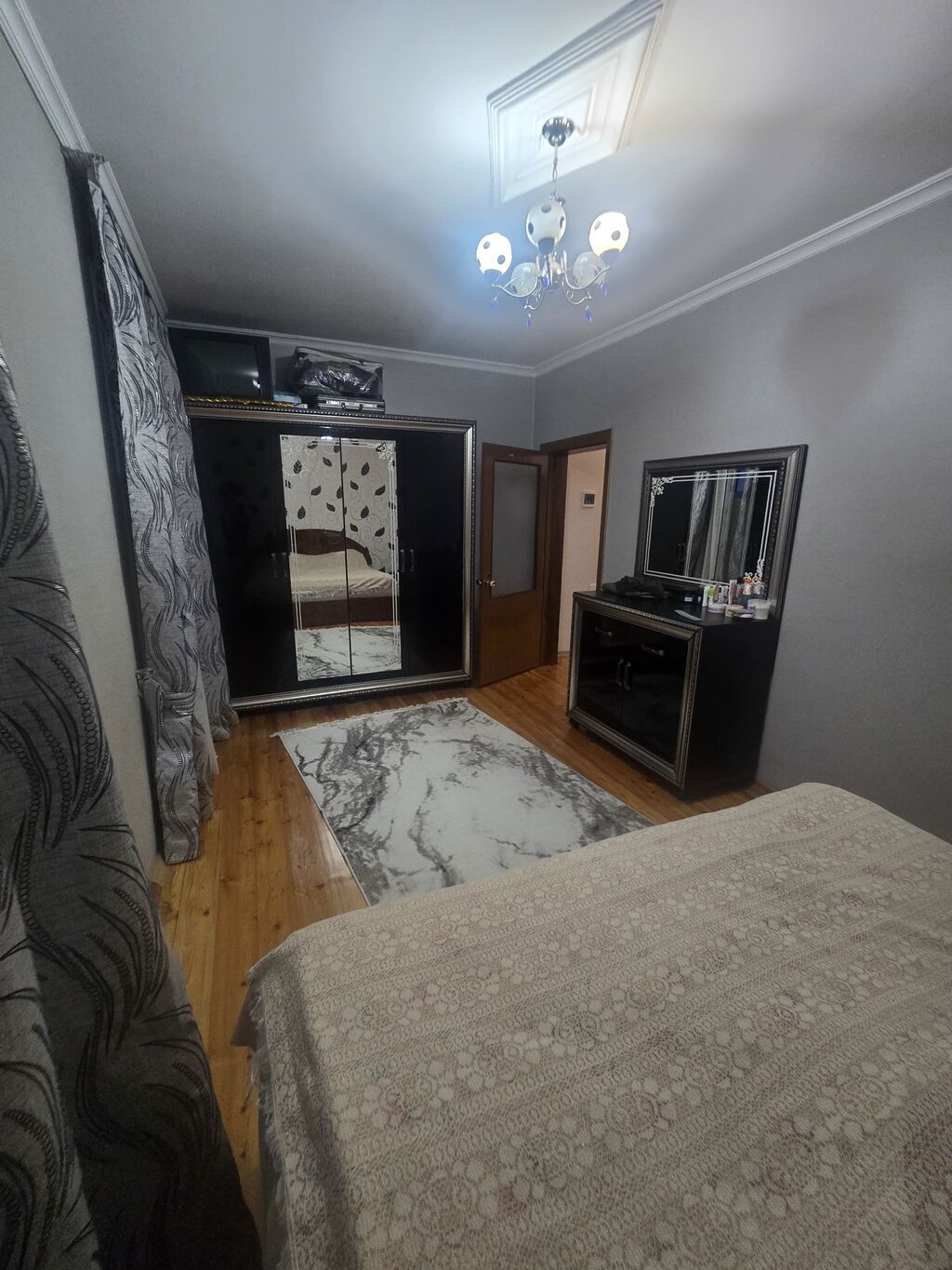 Mehdiabad Qəsəbəsində yerləşir. TamsStore'la üzbəüz məhəllədə. Şəxsi — Daşınmaz əmlak, Mehdiabad (10)