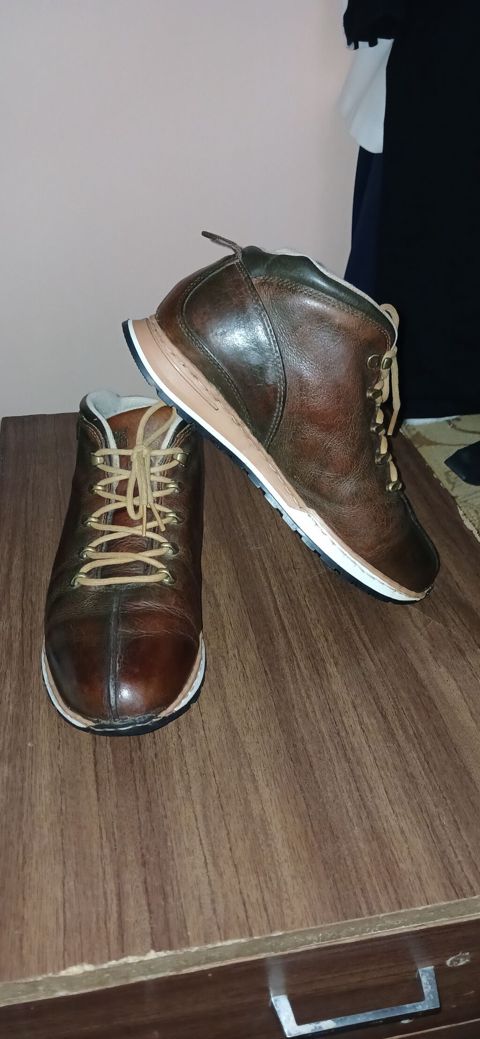 Dəri Ayaqqabı 250 dolara alınıb 10 gün heç geyinilməyib razmeri 41 — Digah