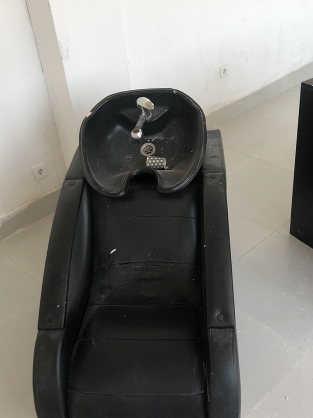 Salon üçün yuyucu kreslo (şampuanlama stolu) - Material: qara rəngli — Mebel, Masazır (3)