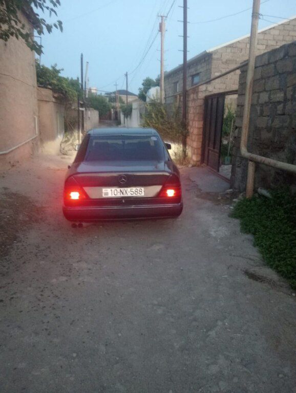 Mercedes 200 E, 2.0 L, 1990 il, 748 000 km — Avtomobillər, Bakı (6)