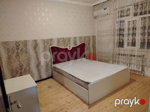 Xirdalan ugur marketin yaninda 3 otaqli temirli esyali adelni heyet