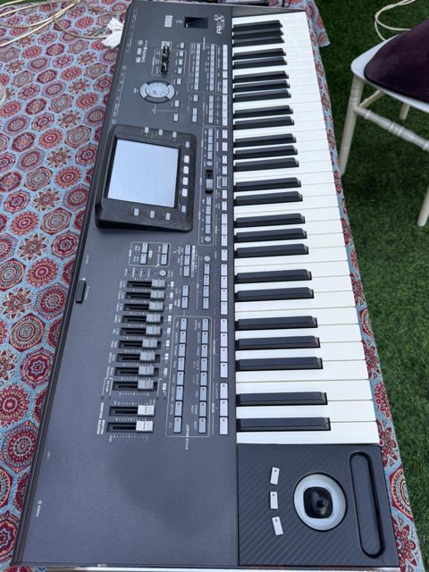 Sintezator Korg PA X3 — Bakı